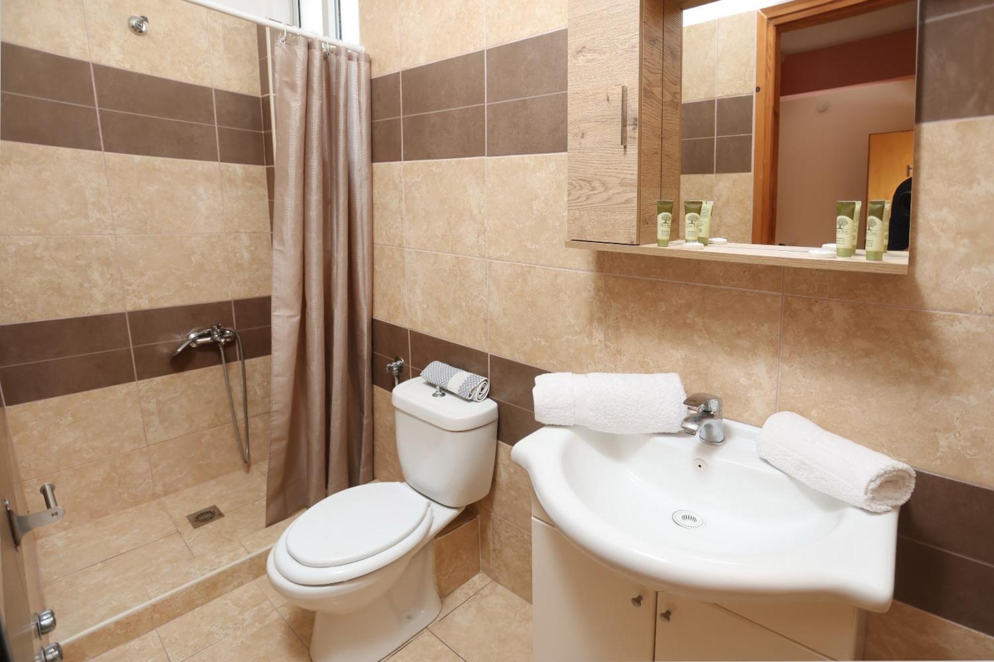Vicky Apartment Hanioti Luaran gambar