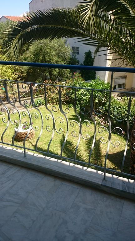 Vicky Apartment Hanioti Luaran gambar